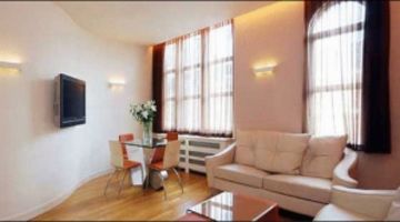 Отель One Harrington Gardens Лондон Экстерьер фото